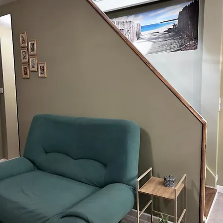 Sea Loft - Entire 3 Level House, Center *