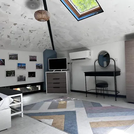 Sea Loft Varna - 3-Level House, Old Town, Beach 別荘