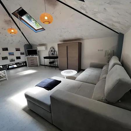 Nyaraló Sea Loft - Entire 3 Level House, Center